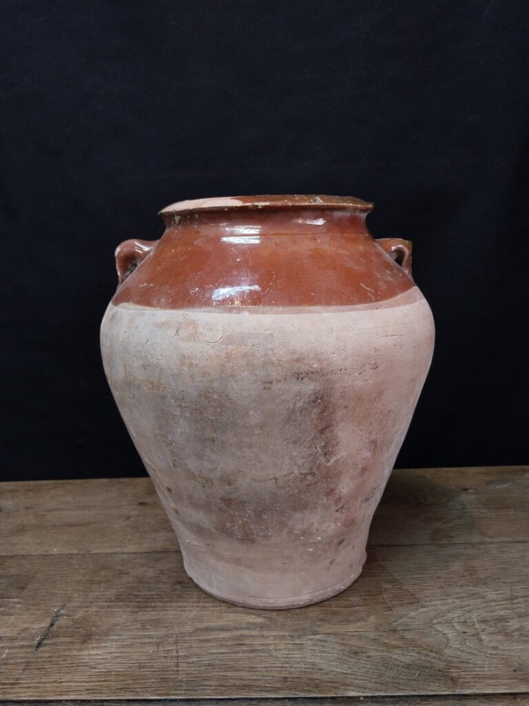 Olla de cerámica catalana